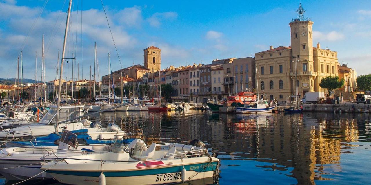 Appartement Climatise «Le Grain De Sable» La Ciotat Luaran gambar